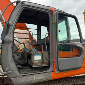 hitachi-zx210-lc-1-rupsgraafmachine