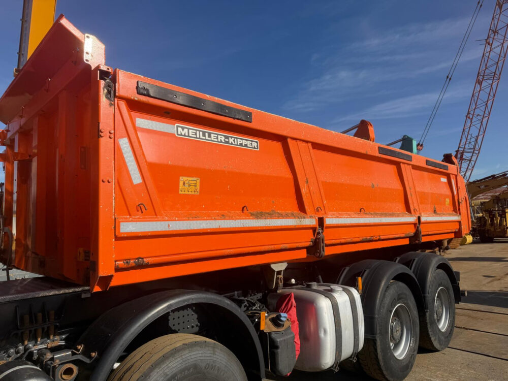 mercedes-benz-arocs-4148-k-8x4-kipper