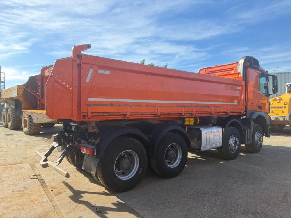 mercedes-benz-arocs-4148-k-8x4-kipper