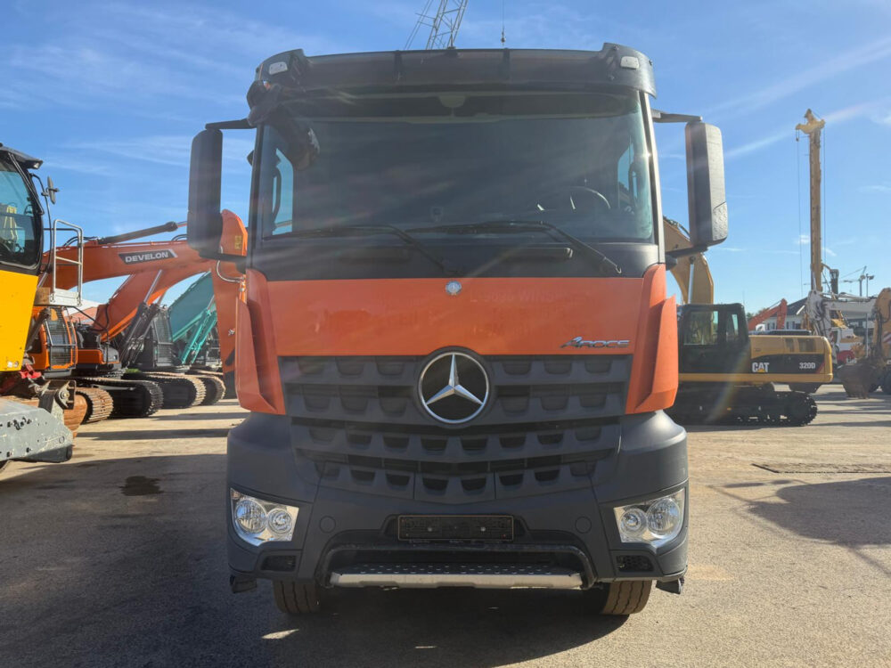 mercedes-benz-arocs-4148-k-8x4-kipper