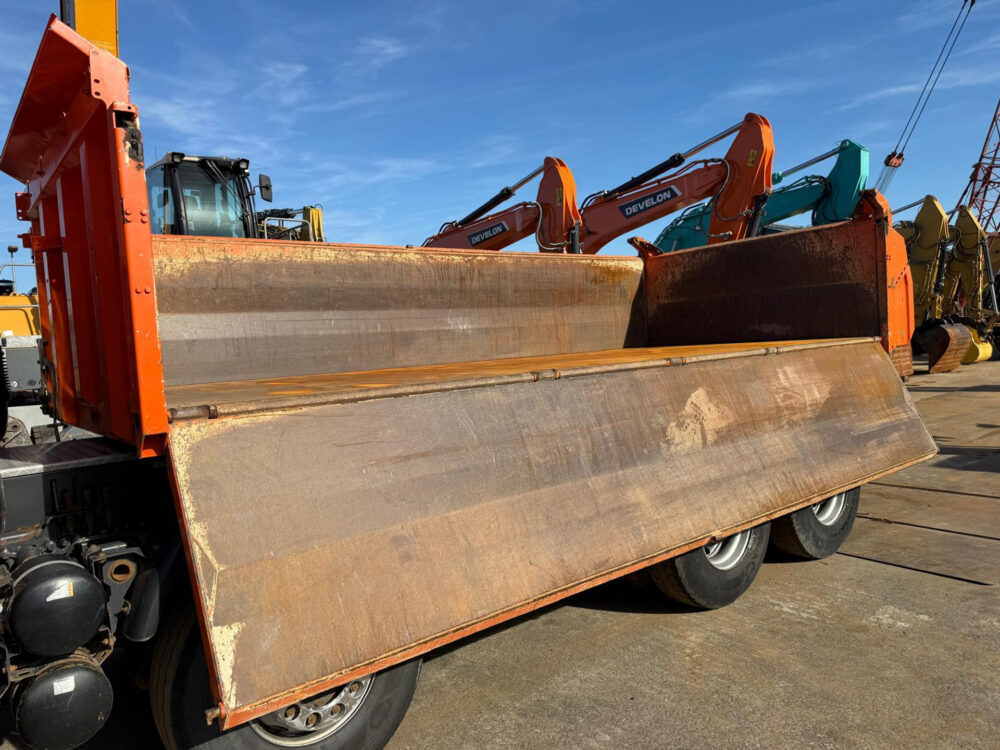 mercedes-benz-arocs-4148-k-8x4-manual