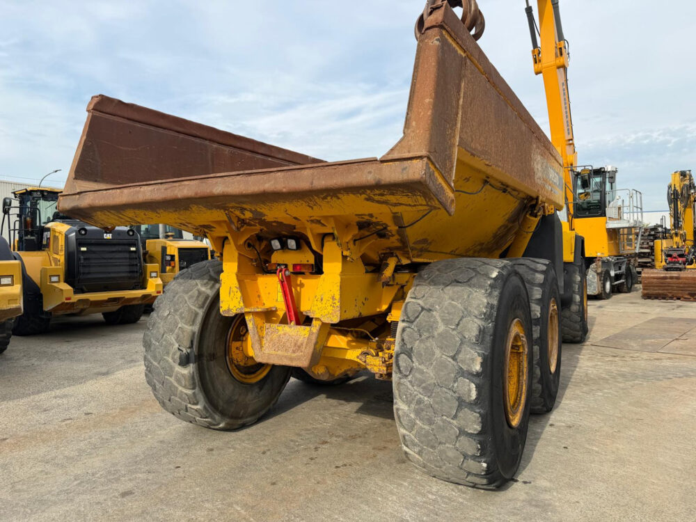 volvo-a35c-6x6-dumper