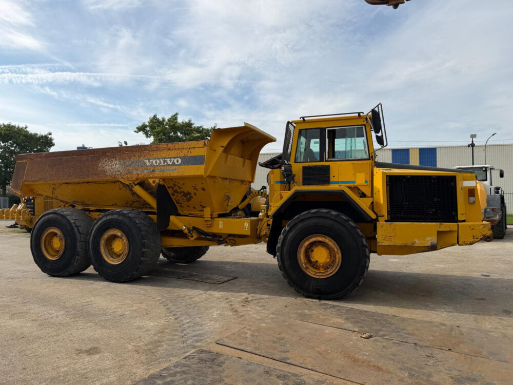 volvo-a35c-6x6-dumper
