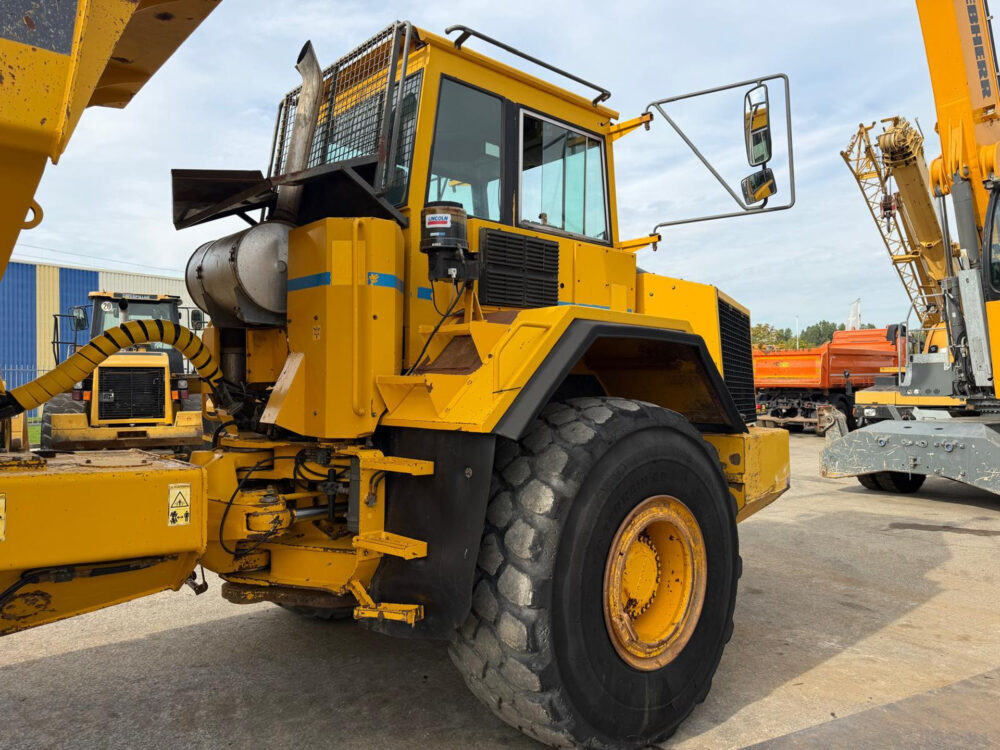 volvo-a35c-6x6-dumper
