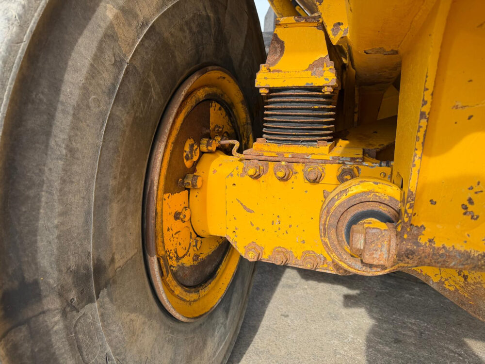 volvo-a35c-6x6-dumper