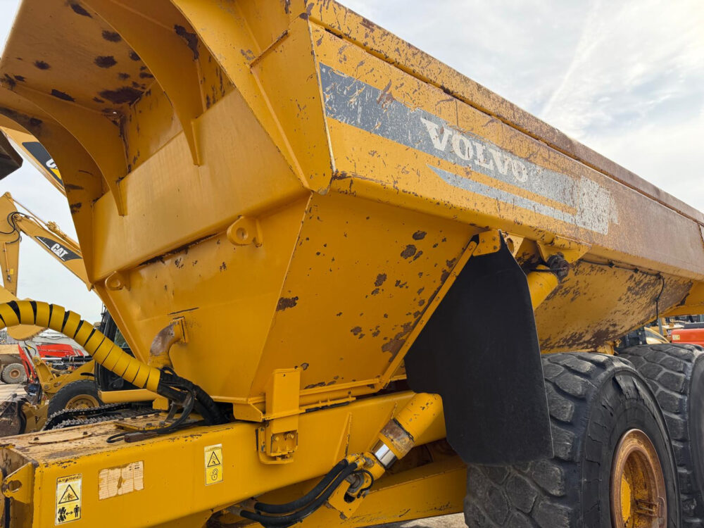 volvo-a35c-6x6-dumper