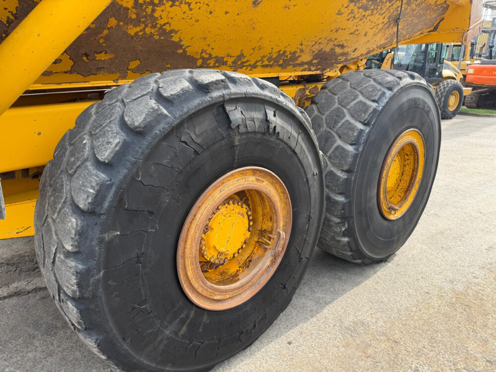 volvo-a35c-6x6-dumper