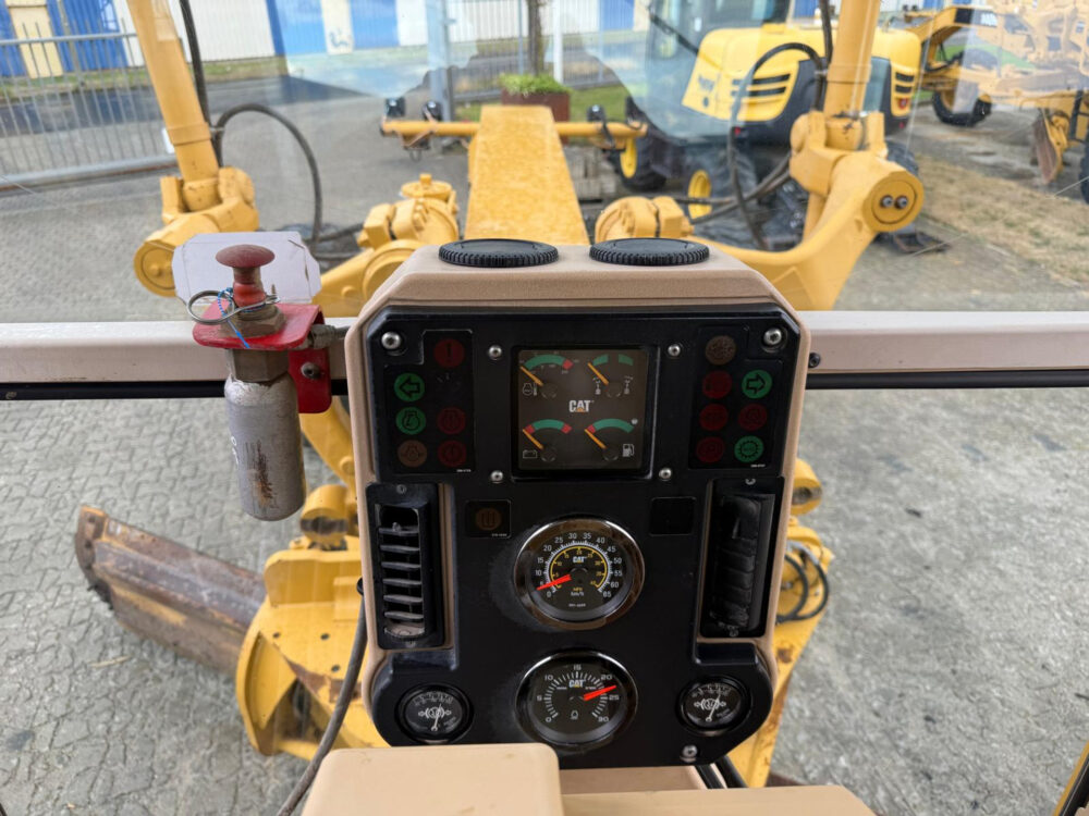 caterpillar-140k-grader-2