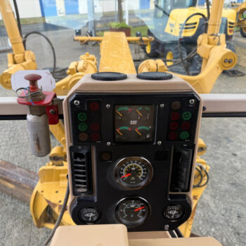 caterpillar-140k-grader-2