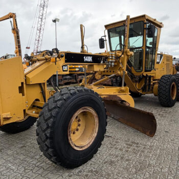 caterpillar-140k-grader-2