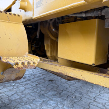 caterpillar-140k-grader-2