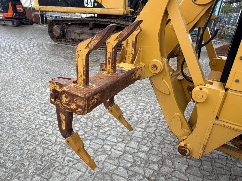 caterpillar-140k-grader-2