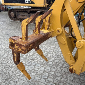 caterpillar-140k-grader-2