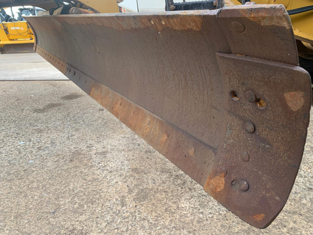 caterpillar-140k-grader-2
