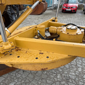 caterpillar-140k-grader-2