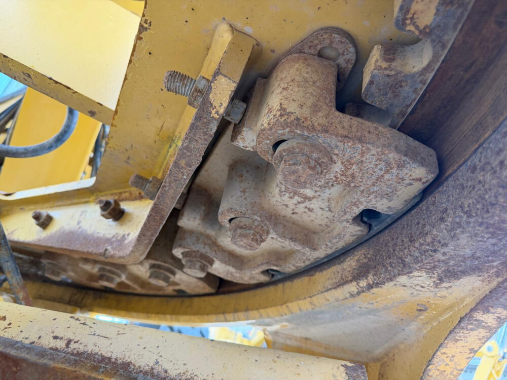 caterpillar-140k-grader-2