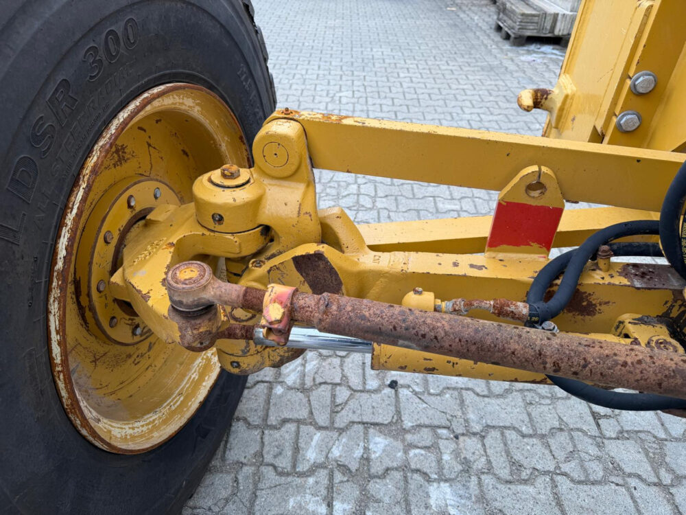 caterpillar-140k-grader-2