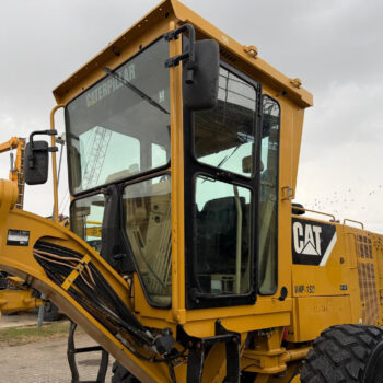 caterpillar-140k-grader-2
