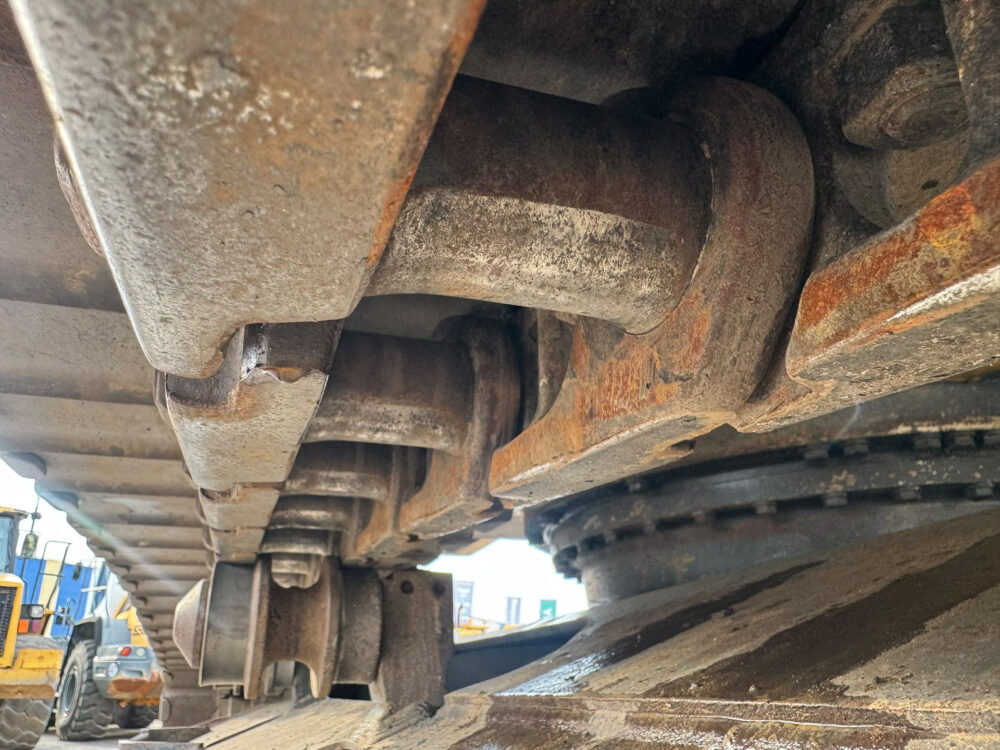 komatsu-pc210-11-rupsgraafmachine