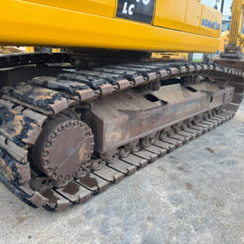 komatsu-pc210-11-rupsgraafmachine
