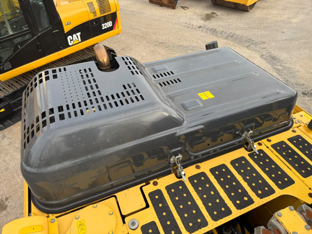 komatsu-pc210-11-rupsgraafmachine