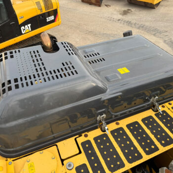 komatsu-pc210-11-rupsgraafmachine