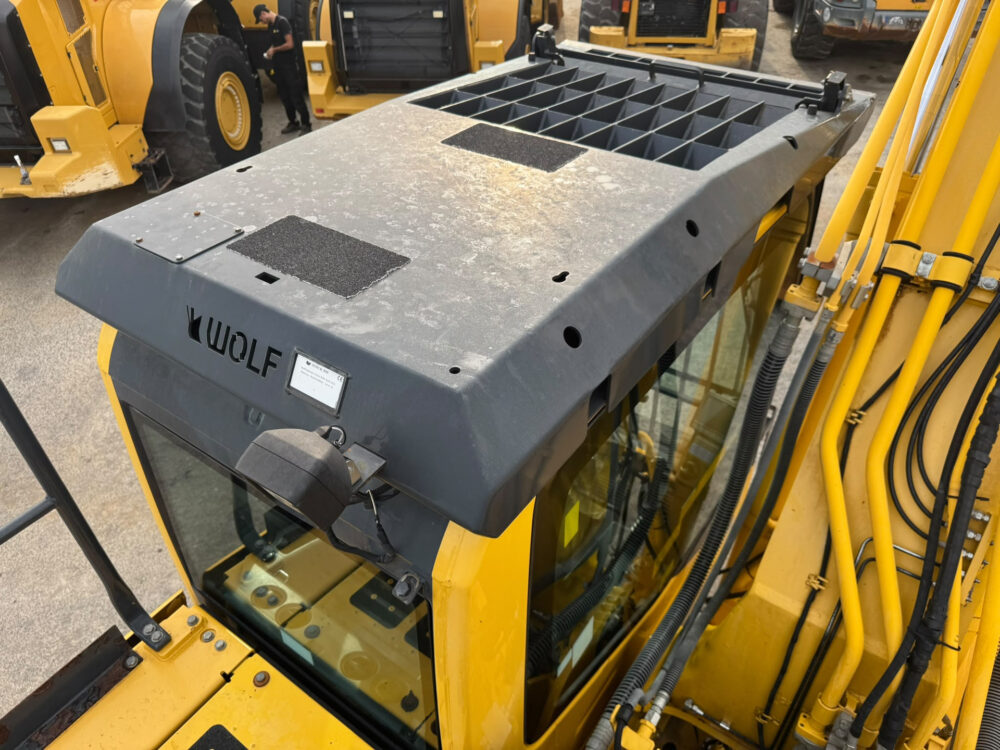 komatsu-pc210-11-rupsgraafmachine