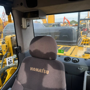 komatsu-pc210-11-rupsgraafmachine