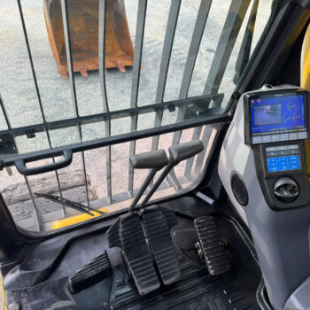 komatsu-pc210-11-rupsgraafmachine