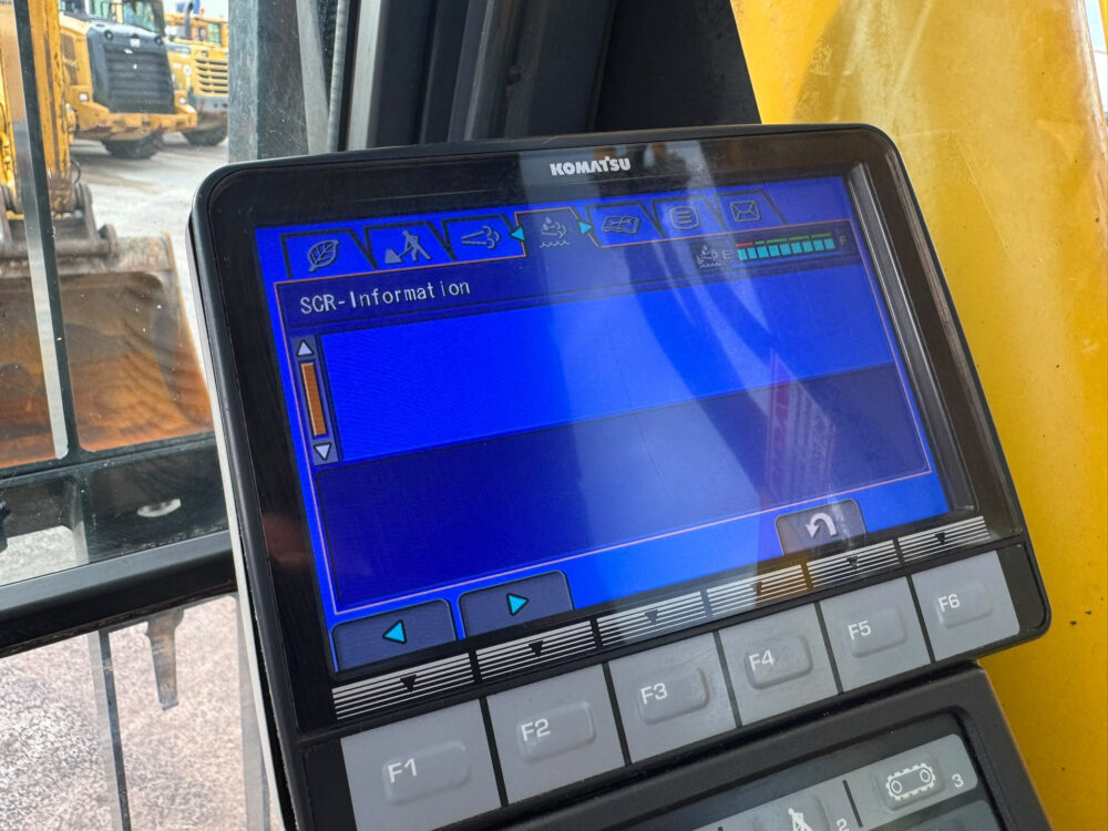 komatsu-pc210-11-rupsgraafmachine
