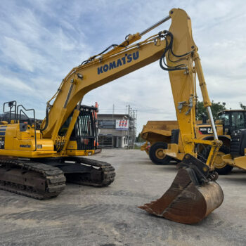 komatsu-pc210-11-rupsgraafmachine