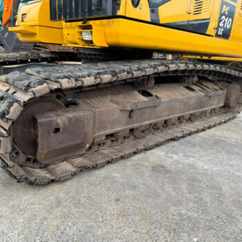 komatsu-pc210-11-rupsgraafmachine