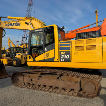 komatsu-pc210-11-rupsgraafmachine