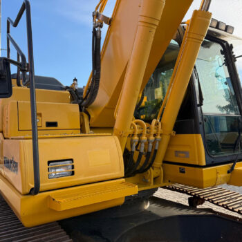 komatsu-pc210-11-rupsgraafmachine