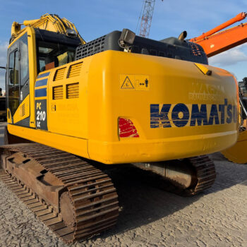komatsu-pc210-11-rupsgraafmachine