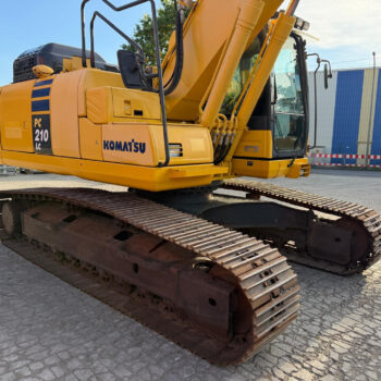 komatsu-pc210-11-rupsgraafmachine