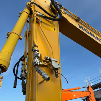 komatsu-pc210-11-rupsgraafmachine