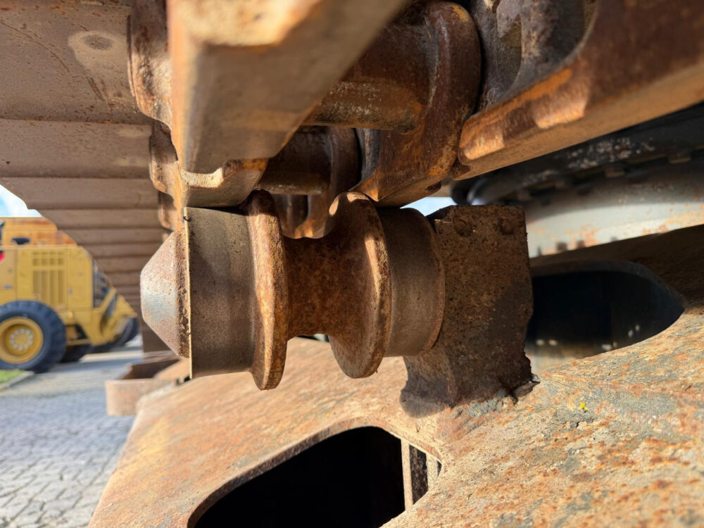komatsu-pc210-11-rupsgraafmachine