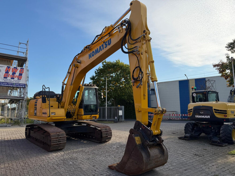 komatsu-pc210-11-rupsgraafmachine