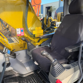 komatsu-pc210-11-rupsgraafmachine