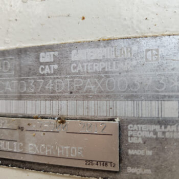 caterpillar-374-d-rupsgraafmachine