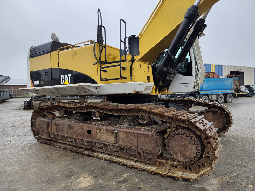 caterpillar-374-d-rupsgraafmachine