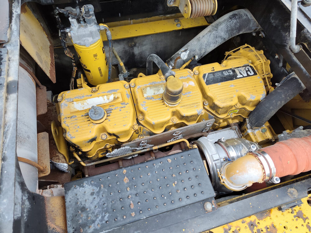 caterpillar-374-d-rupsgraafmachine