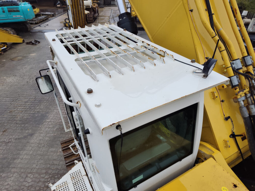 caterpillar-374-d-rupsgraafmachine