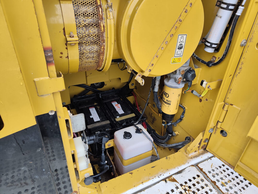 caterpillar-374-d-rupsgraafmachine