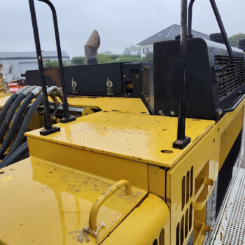 caterpillar-374-d-rupsgraafmachine