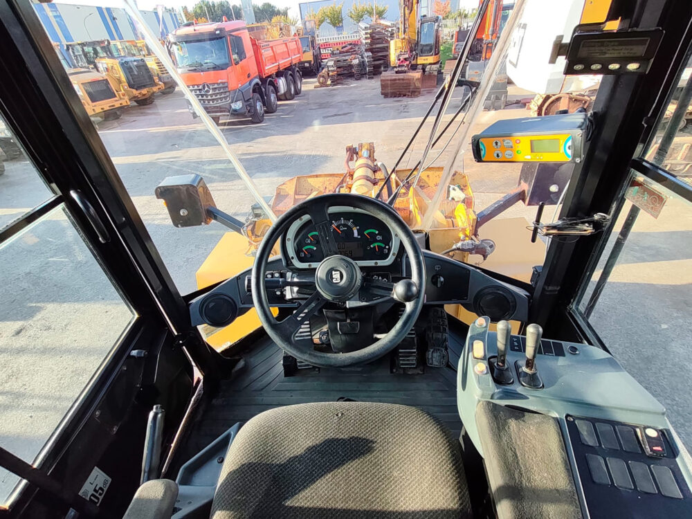 caterpillar-938h-wiellader