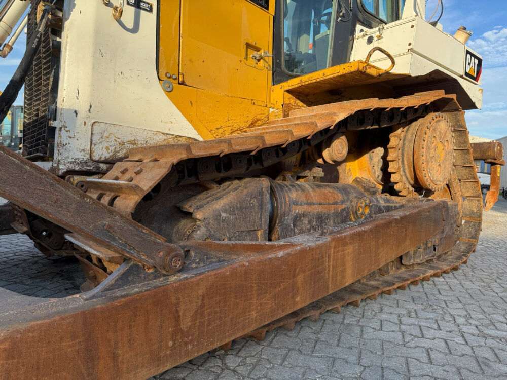 caterpillar-d6t-xl-rupsdozer-7