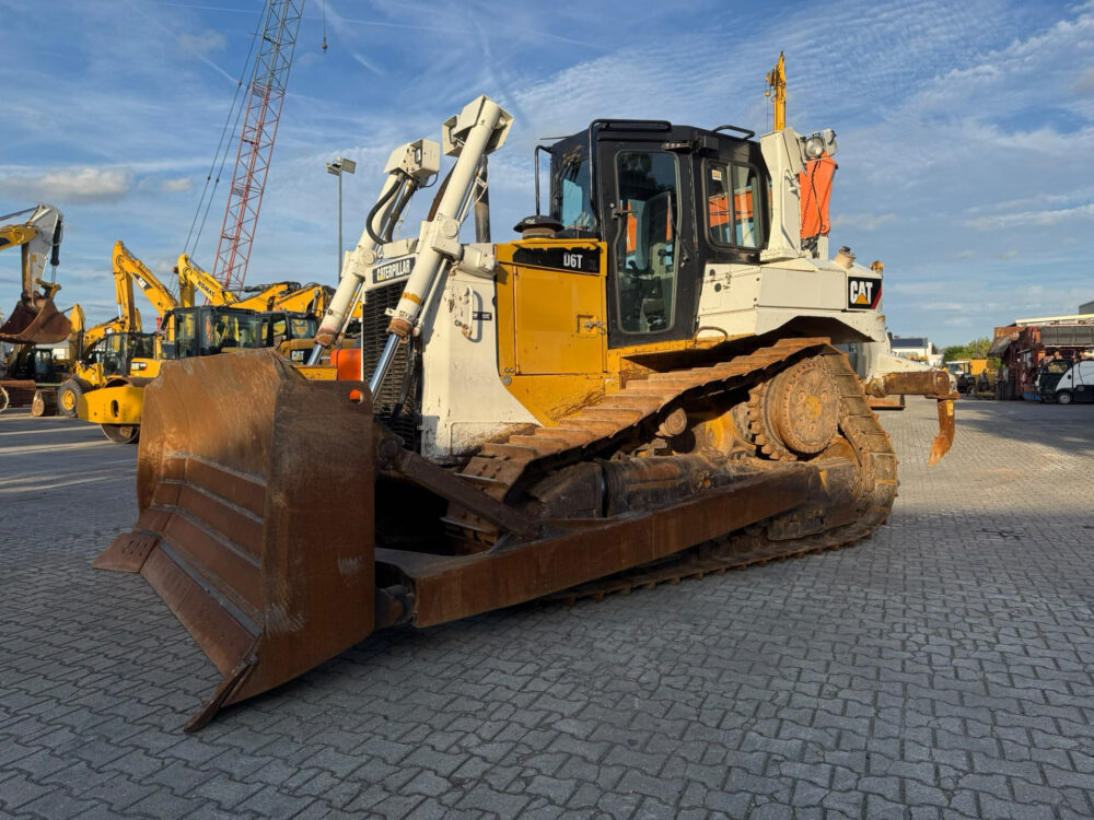 caterpillar-d6t-xl-rupsdozer-7