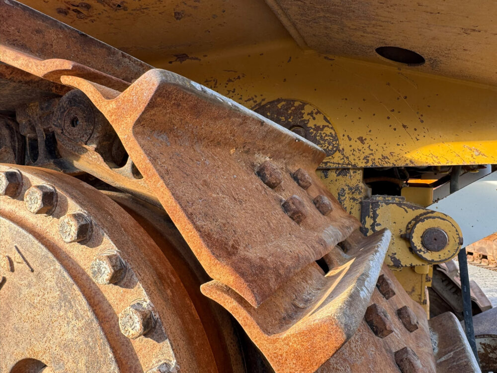 caterpillar-d6t-xl-rupsdozer-7